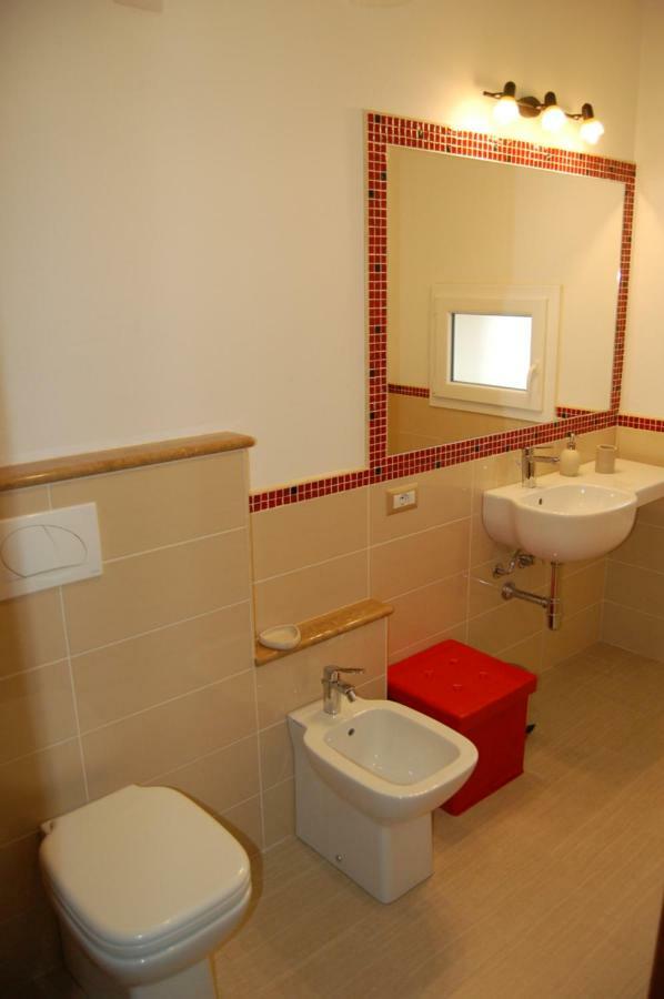 Manzoni Suite Cagliari Esterno foto