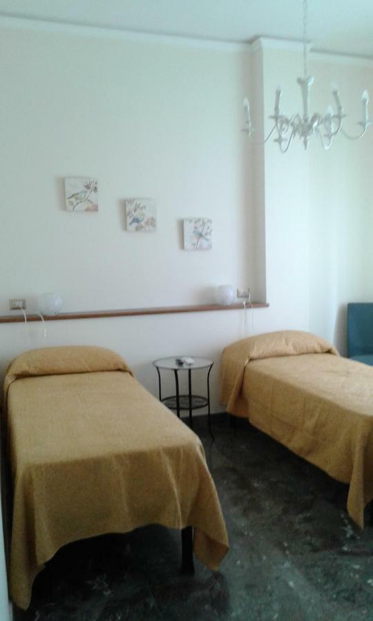 Manzoni Suite Cagliari Esterno foto