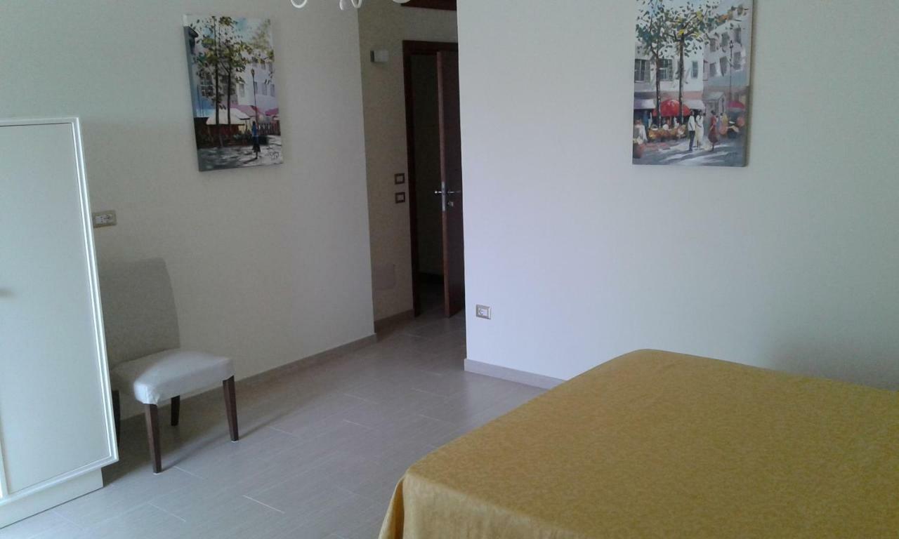 Manzoni Suite Cagliari Esterno foto