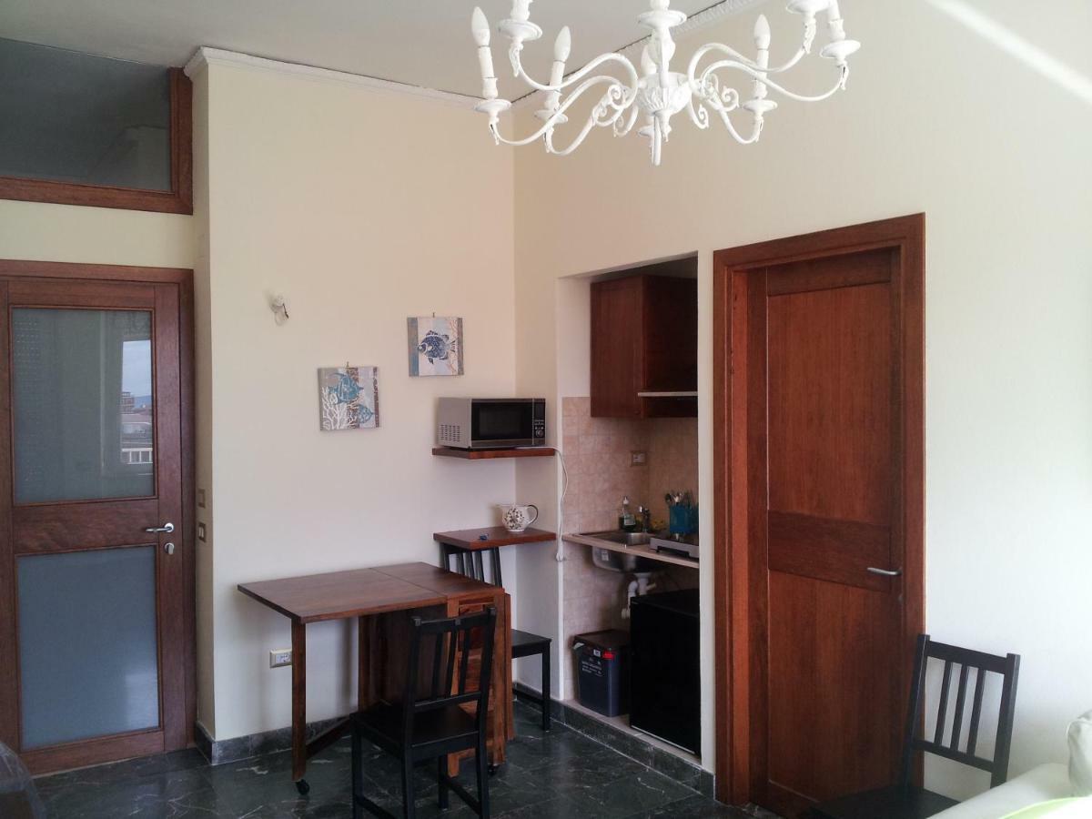 Manzoni Suite Cagliari Esterno foto